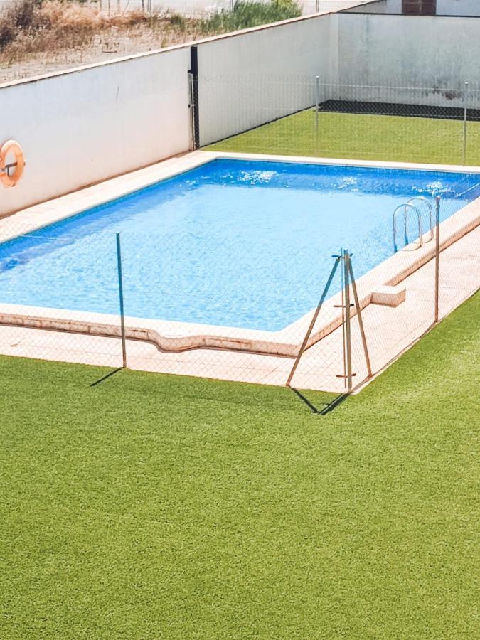 Nina'S Blue Pool & Beach Deltebre Buitenkant foto